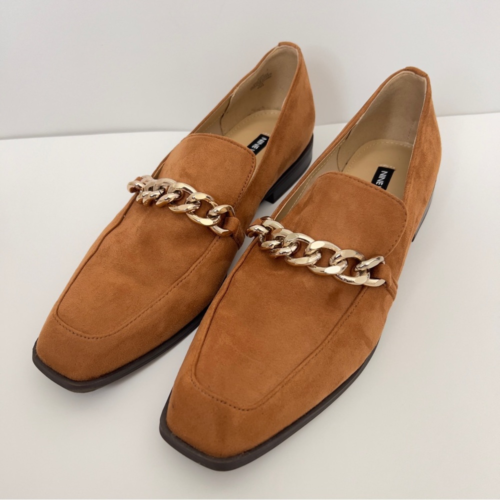 Nine West Women’s Oriah Slip On Loafer Chain Detail Brown Tan Suede Size 9.5